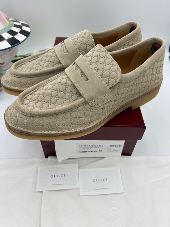 Men’s Gucci Suede Web Loafers.  Size 11/fits 11.5 US. Made in Italy. main image 11